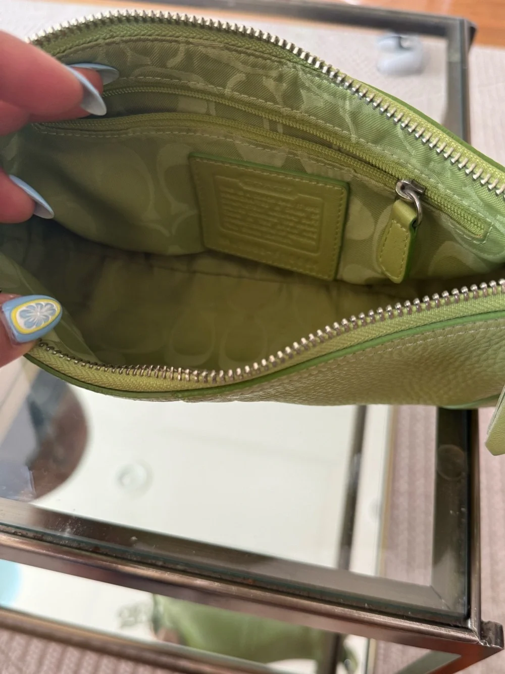 Green Leather Shoulder Bag - Classic Women's Handbag